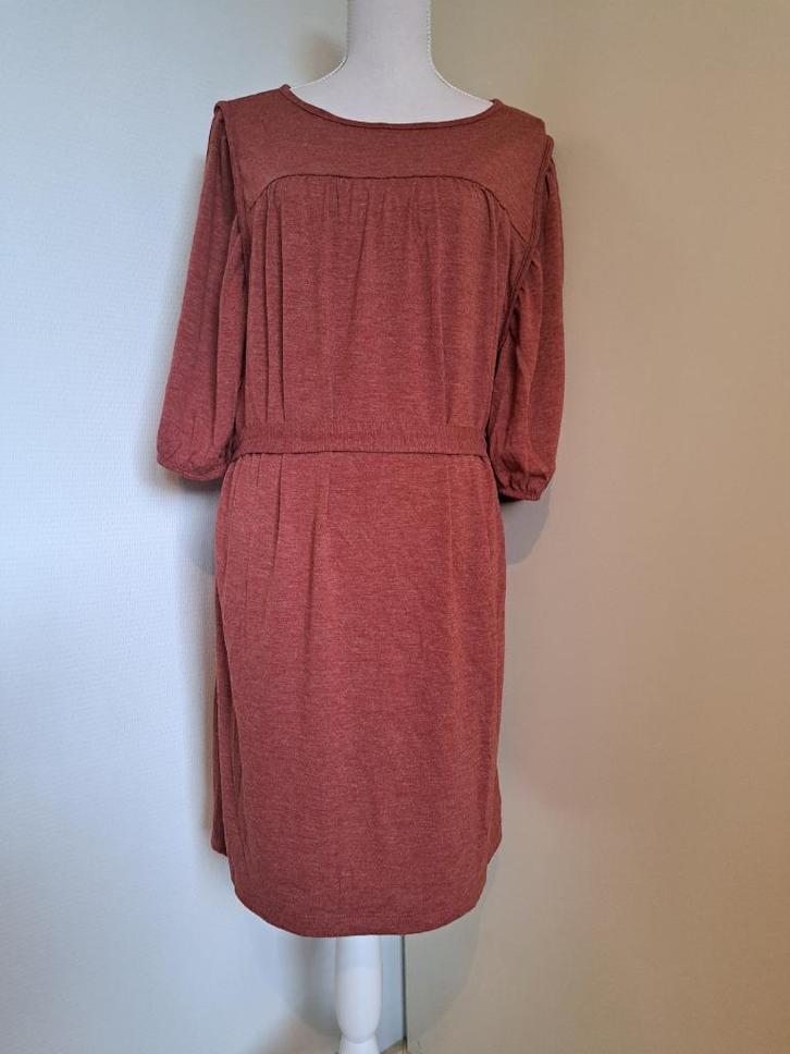 Bruin jurk Bonob, Kleding | Dames, Jurken, Nieuw, Maat 38/40 (M), Bruin, Knielengte, Ophalen of Verzenden