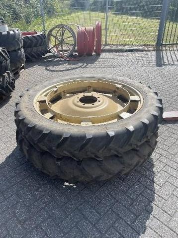 Set Michelin  270/95 R48 beschikbaar voor biedingen