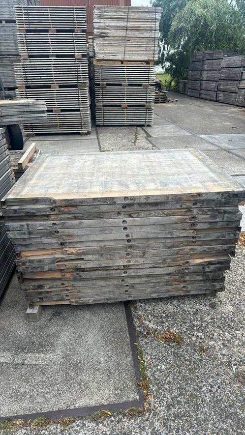 Rest partij Lariks steenschotten, Tuin en Terras, Terrasdelen en Vlonders, Gebruikt, Hout, Ophalen