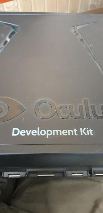 Oculus Rift DEV kit beschikbaar voor biedingen