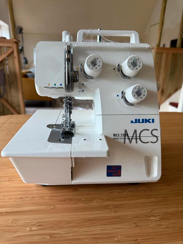 Juki MCS-1500 Coverlockmachine - Perfecte Staat!, Hobby en Vrije tijd, Naaimachines en Toebehoren, Zo goed als nieuw, Lockmachine