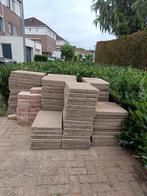 Grindtegels GRATIS af te halen, Ophalen of Verzenden, Zo goed als nieuw, 10 m² of meer, Beton