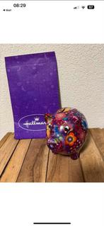 Leuke spaarpot varken met bloemen hallmark 16cm hoog, Ophalen of Verzenden, Zo goed als nieuw, Kunststof, Dier