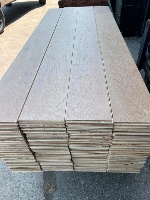 Eiken vloer 34m2 multivloer 19cm breed 1,9cm dik toplaag 4mm, Doe-het-zelf en Verbouw, Vloerdelen en Plavuizen, Gebruikt, Vloerdelen of -planken