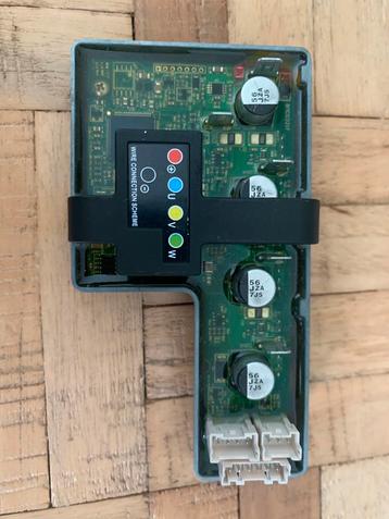 Controller Cortina beschikbaar voor biedingen