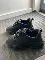 Steve Madden maat 40, Kleding | Dames, Schoenen, Ophalen of Verzenden, Zo goed als nieuw, Zwart, Sneakers of Gympen