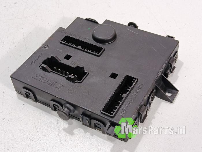 Computer Body Control van een Renault Twingo, Auto-onderdelen, Carrosserie en Plaatwerk, Renault, Gebruikt, 6 maanden garantie