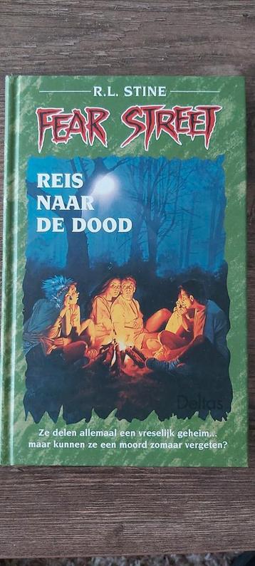 R.L. Stine - Fear Street - Reis naar de dood beschikbaar voor biedingen