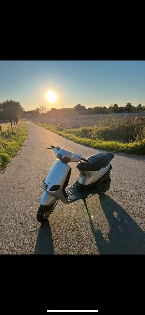 Type 3 172cc, Fietsen en Brommers, Scooters | Piaggio, Zo goed als nieuw, Overige modellen, Maximaal 45 km/u, Tweetakt, Ophalen