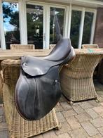 Stubben springzadel Siegfried cs 17 inch, Dieren en Toebehoren, Paarden en Pony's | Zadels, Ophalen of Verzenden, Zo goed als nieuw