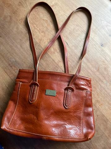 Venice Leather Handtas beschikbaar voor biedingen