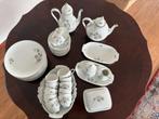 Vinted Ontbijt Servies 12 delig, Antiek en Kunst, Antiek | Servies compleet, Ophalen