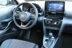 Toyota Yaris Cross 1.5 Hybrid Executive Automaat, Auto's, Toyota, Gebruikt, Leder en Stof, Zwart, 1490 cc