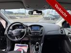 Ford Focus 1.0 Titanium Edition NAVI,CRUISE,TREKHAAK, Gebruikt, Met garantie (alle), Zwart, Origineel Nederlands