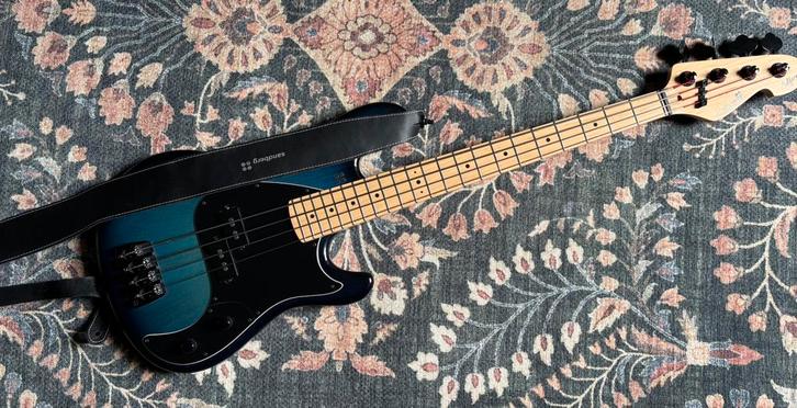 Sandberg shortscale Lionel California bass, Muziek en Instrumenten, Snaarinstrumenten | Gitaren | Bas, Zo goed als nieuw, Ophalen