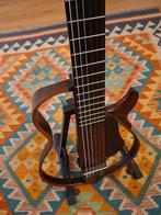Yamaha silent nylon gitaar, Muziek en Instrumenten, Snaarinstrumenten | Gitaren | Akoestisch, Ophalen, Zo goed als nieuw, Klassieke of Spaanse gitaar