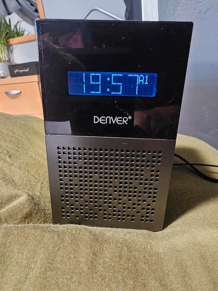 Denver Dab+ wekkerradio model CRD510, Witgoed en Apparatuur, Wekkers, Gebruikt, Digitaal, Ophalen of Verzenden