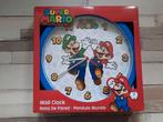Nieuw in doos: Super Mario en Luigi wandklok met cijfers, Kinderen en Baby's, Kinderkamer | Inrichting en Decoratie, Ophalen of Verzenden