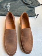 Nieuwe suede loafers Magnanni 1x gedragen mt 43,5 valt als44, Kleding | Heren, Ophalen of Verzenden, Zo goed als nieuw, Bruin