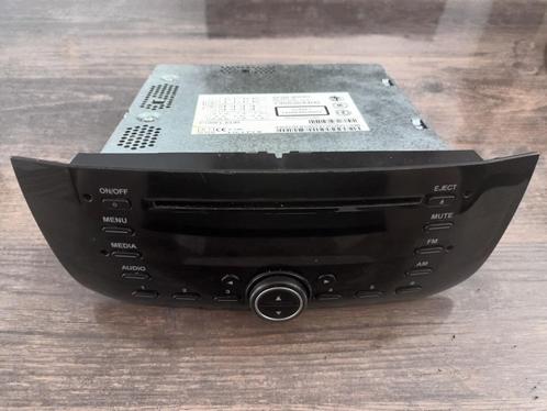 Originele Fiat Punto Evo (2009 - 2018) radio, Auto diversen, Autoradio's, Gebruikt, Ophalen of Verzenden