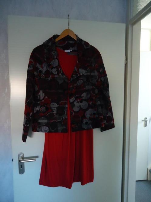 schitterende rode outfit - jurk en jasje combinatie - maat M, Kleding | Dames, Gelegenheidskleding, Zo goed als nieuw, Maat 38/40 (M)
