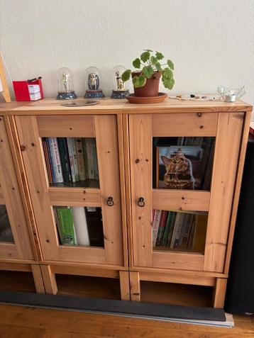 Diverse Grenenhouten Boekenkast (2 open en 2 met deurtjes)