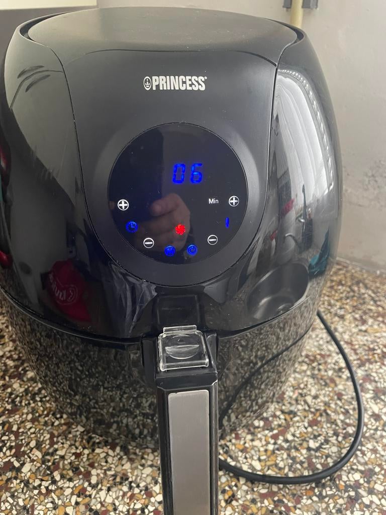 Goed werkende air fryer, Ophalen, Zo goed als nieuw, Airfryer XXL