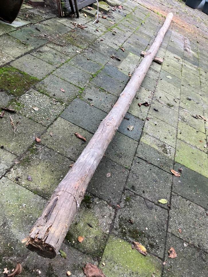 Oude ronde balk, Doe-het-zelf en Verbouw, Hout en Planken, Ophalen of Verzenden