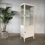 Oude medicijnkast, vintage kast, vitrinekast, vitrine, Antiek en Kunst, Curiosa en Brocante, Ophalen
