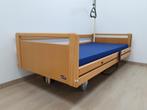 Elektr instelbaar hoog-laag bed van Invacare. Gratis bezorgd, Thuiszorgbed Voordeel, Ophalen of Verzenden, Zo goed als nieuw, Info@thuiszorgbedvoordeel.nl