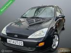 Ford Focus 1.4 Airco LMV Trekhaak Nieuwe APK!, 1025 kg, 15 km/l, Gebruikt, 4 cilinders
