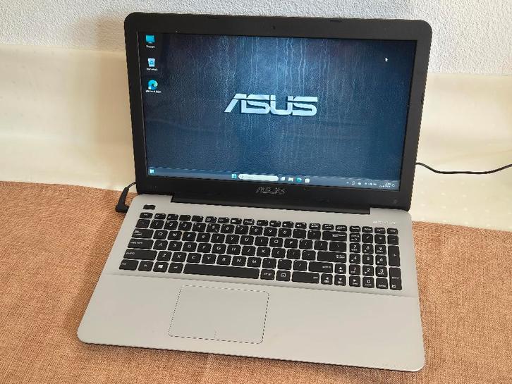 Krachtige i7 Asus Laptop 15 Inch 8 Gb Ram Win 11 Incl Lader, Computers en Software, Windows Laptops, Gebruikt, 15 inch, SSD, 2 tot 3 Ghz