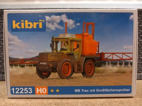 Kibri 12253 MB tractor met sproelinstallatie | H0 1:87, Hobby en Vrije tijd, Modeltreinen | H0, Nieuw, Overige typen, Overige merken