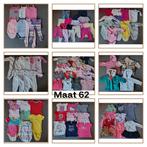 Bananendoos vol meisjeskleding maat 62 - €37, Ophalen of Verzenden, Maat 128