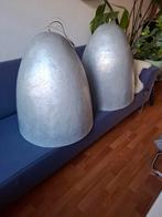 2x Merk Kunstlicht, Bullit 60 hanglamp betonlook metallook, Huis en Inrichting, Lampen | Hanglampen, Ophalen, Kunststof, 50 tot 75 cm