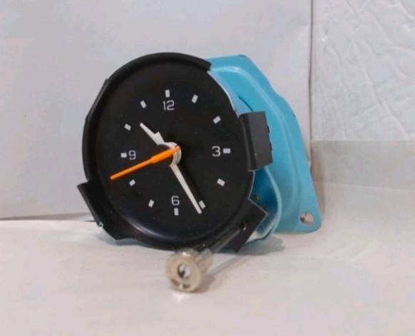 Corvette C3 klok clock Quarts nieuw, Auto-onderdelen, Interieur en Bekleding, Nieuw, Ophalen of Verzenden