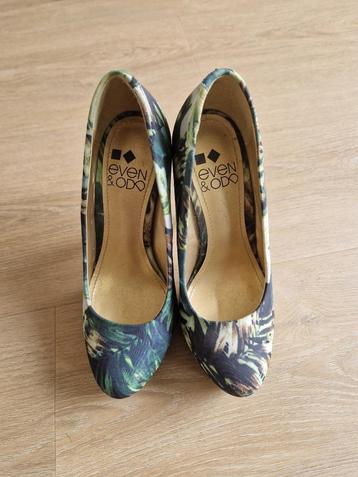 Pumps mt 36 beschikbaar voor biedingen