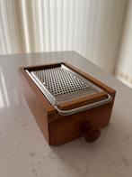 Vintage Twergy Rasp - Houten Kaasrasp, Ophalen of Verzenden, Zo goed als nieuw