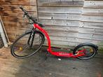 Rode kickbike, Ophalen, Zo goed als nieuw, Kickbike