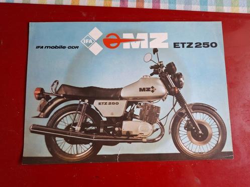 IFA Mobile - DDR MZ ETZ 250  - 125 - 150 folderset, Boeken, Auto's | Folders en Tijdschriften, Zo goed als nieuw, Overige merken