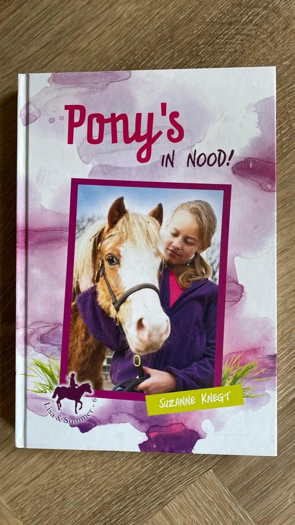 Suzanne Knegt - Pony's in nood, Boeken, Kinderboeken | Jeugd | onder 10 jaar, Zo goed als nieuw, Ophalen of Verzenden