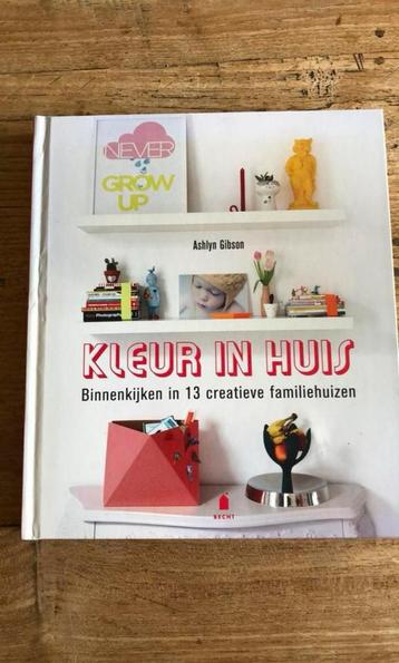 Ashley Gibson: kleur in huis beschikbaar voor biedingen