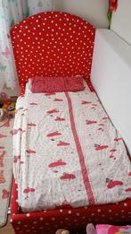 Peuterbed rood met witte stippen, Ophalen, 70 tot 85 cm, 140 tot 160 cm, Zo goed als nieuw