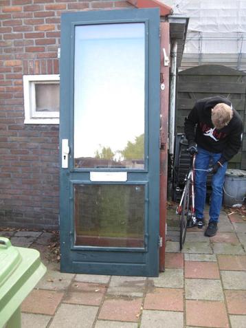 Div voordeuren hardhout / vanaf 30 euro / beschikbaar voor biedingen