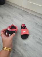 Nike Slippers Maat 26, Slofjes, Gebruikt, Meisje, Ophalen of Verzenden