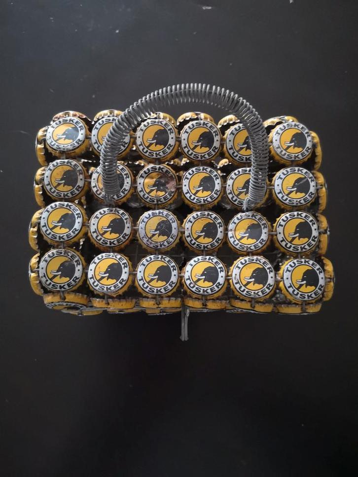 Handgemaakte Tusker Bierdoppen Tas - Pop Art, Huis en Inrichting, Woonaccessoires | Overige, Ophalen of Verzenden