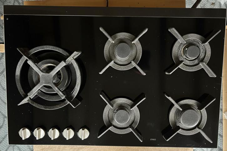 ATAG 5-pits gasfornuis met wokbrander, Witgoed en Apparatuur, Fornuizen, Gebruikt, Inbouw, Gas, 5 kookzones of meer, Minder dan 85 cm