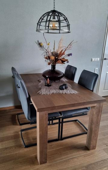 Industriele hanglamp beschikbaar voor biedingen