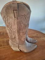 Beige Cowboylaarzen Suedine van Shoeby. Maat 39, Hoge laarzen, Beige, Ophalen of Verzenden, Zo goed als nieuw