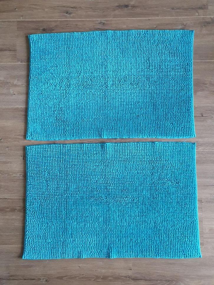 2 warme intens blauwe douchematten van 60 cm bij 90 cm, Huis en Inrichting, Badkamer | Badtextiel en Accessoires, Nieuw, Badmat